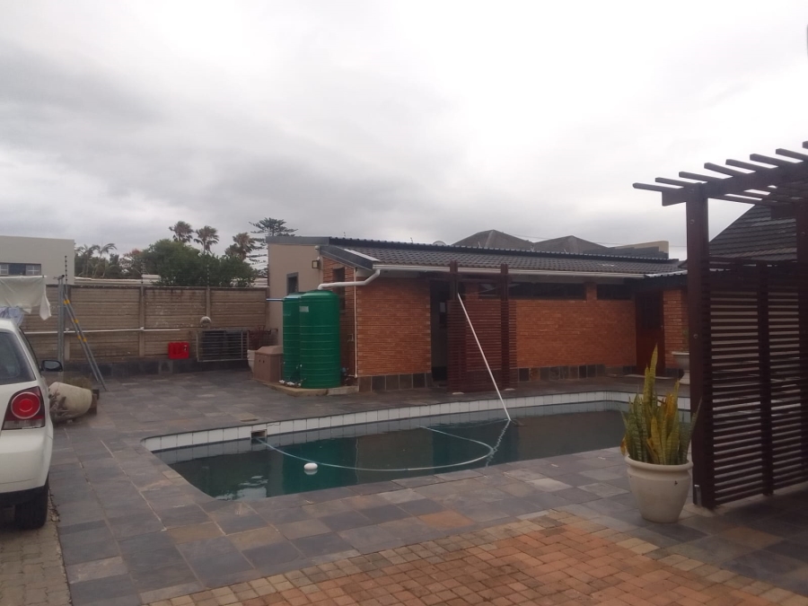 To Let 3 Bedroom Property for Rent in Selborne Eastern Cape